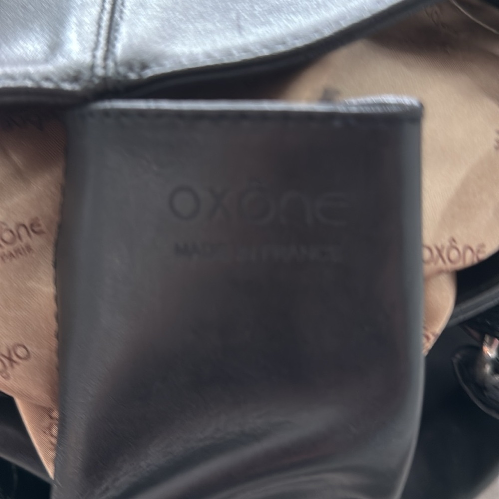 Oxone Leather Statement Bag from Paris France. - Picture 13 of 13